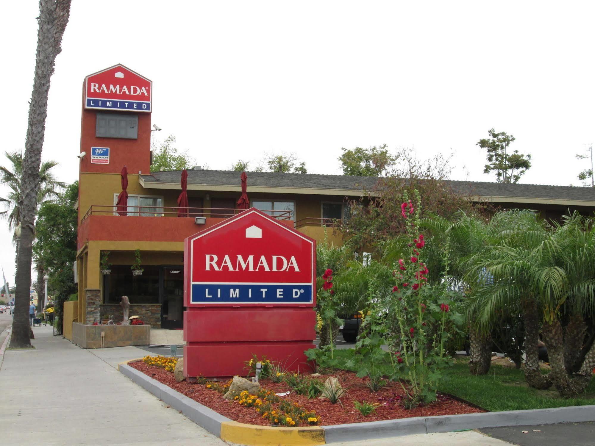 Ramada By Wyndham Near Seaworld / Mission Beach San Diego Bagian luar foto